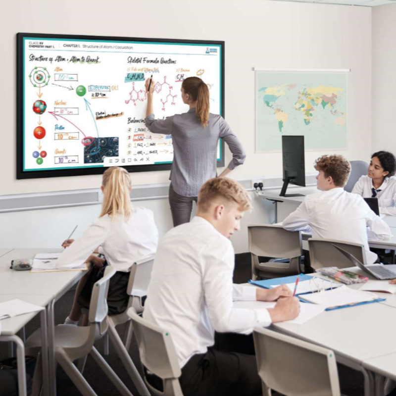 What is the difference between a smartboard and a digital whiteboard?